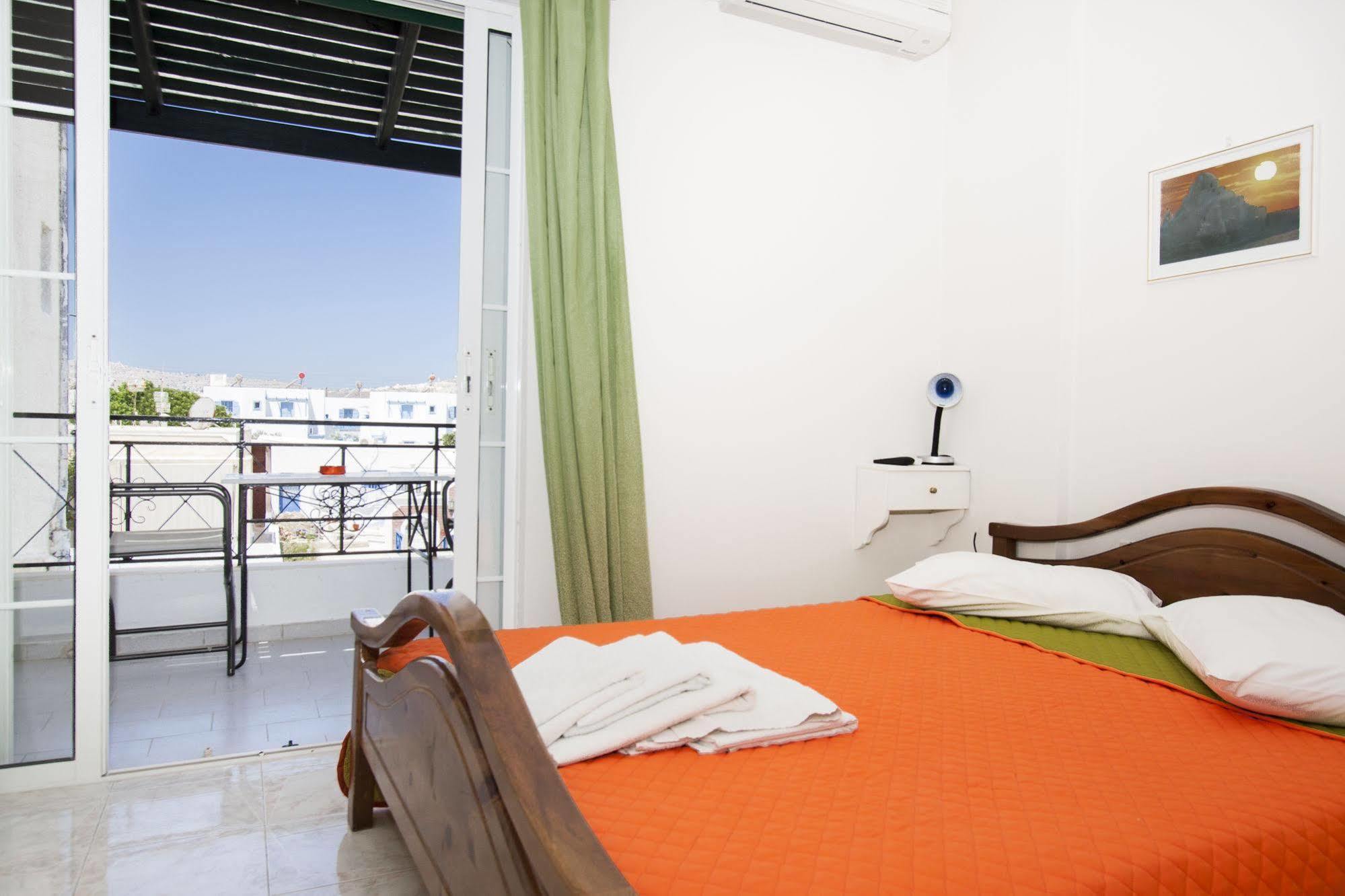 สตูดิโอ พอลส์ Apartment เปริสซา ภายนอก รูปภาพ